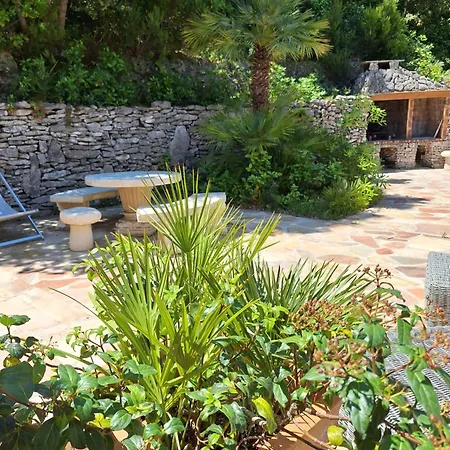 Gite Acellu * بونيفَسْيو