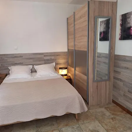 Acellu Holiday home *